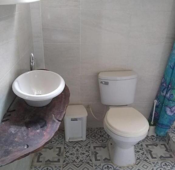 اتاق استاندارد, Jui Chi Mama