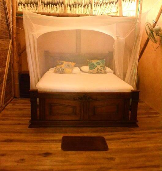 اتاق استاندارد با سرویس بهداشتی مشترک, Jui Chi Mama