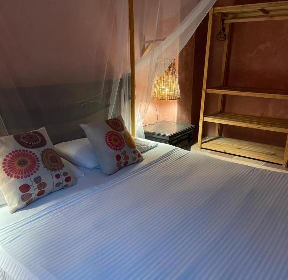 سوییت, Jui Chi Mama