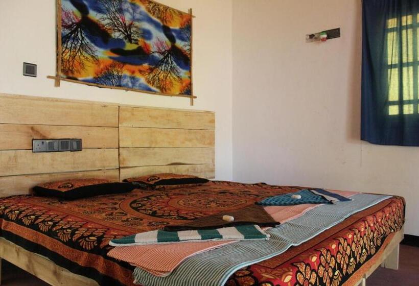 חדר סטנדרט עם מרפסת, Margarita Kitesurfing School Sri Lanka