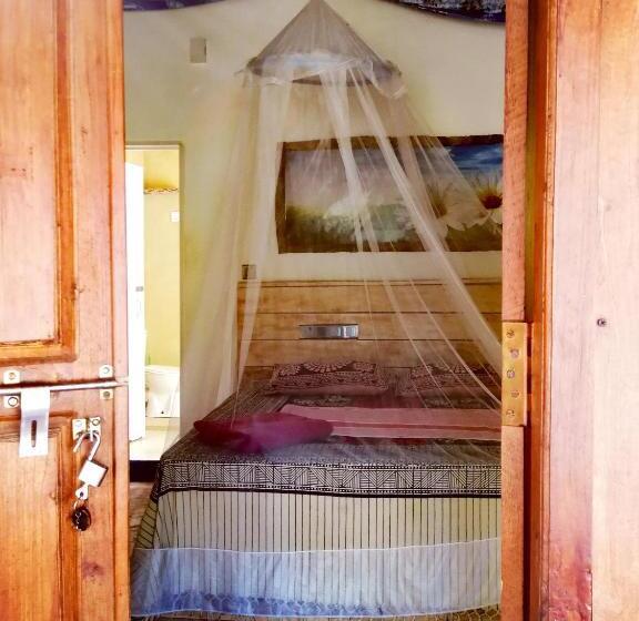 חדר סטנדרט עם מרפסת, Margarita Kitesurfing School Sri Lanka