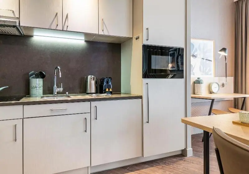 Standard-studio, Aparthotel Adagio Paris Suresnes Longchamp