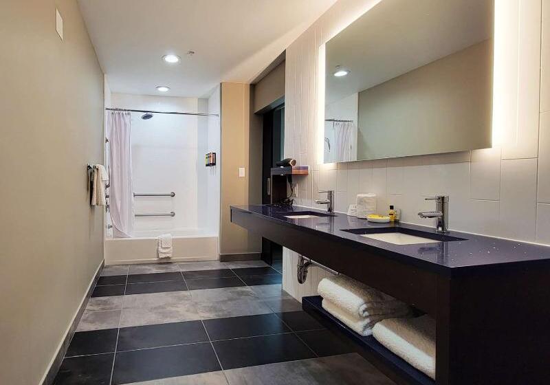 غرفة قياسية لذوى الاحتياجات الخاصة, Glō Best Western Enid Ok Downtown   Convention Center