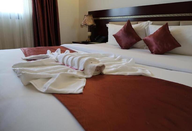 חדר סטנדרט, Boulevard Palace