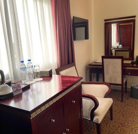 סוויטה נשיאותית, Boulevard Palace