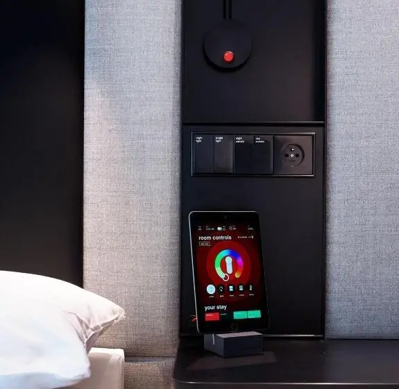 キングサイズベッドのスタンダードルーム, Citizenm Paris Champselysees