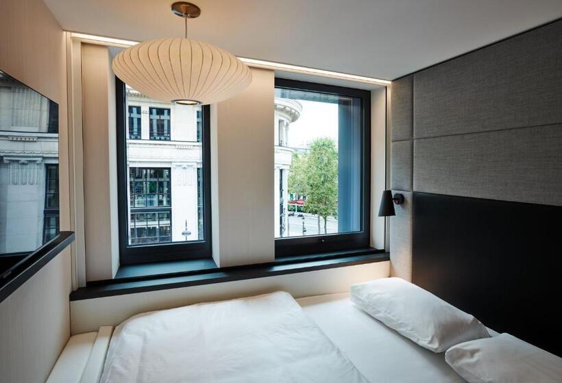 キングサイズベッドのスタンダードルーム, Citizenm Paris Champselysees