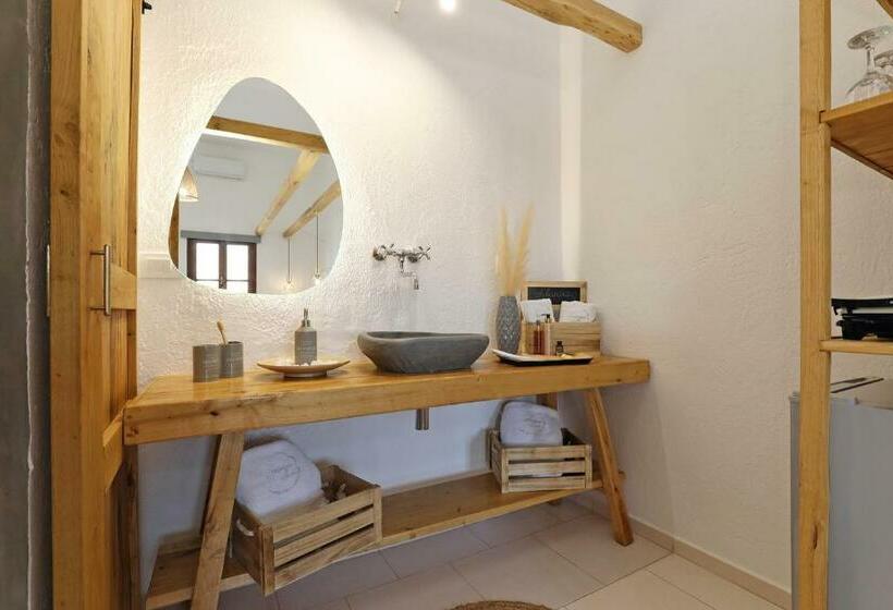 带1个卧室的带海景的公寓, Spongia Apartments Kalymnos