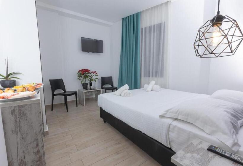 Standard Room, Evita Asty