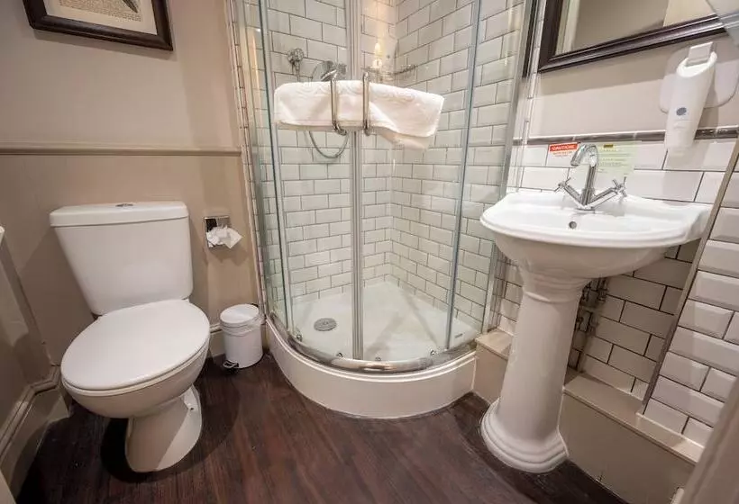 Standard Yhden Hengen Huone, Cross Hands Hotel By Greene King Inns