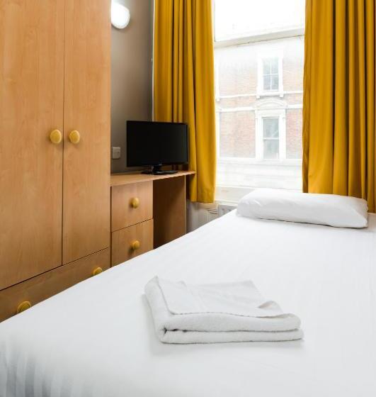 Номер Стандарт Индивидуальный Совместная Ванная, Aquarius