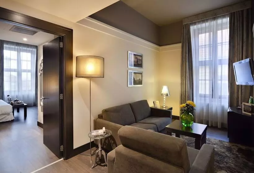سوییت, Grand Palace Brno - Czech Leading Hotels