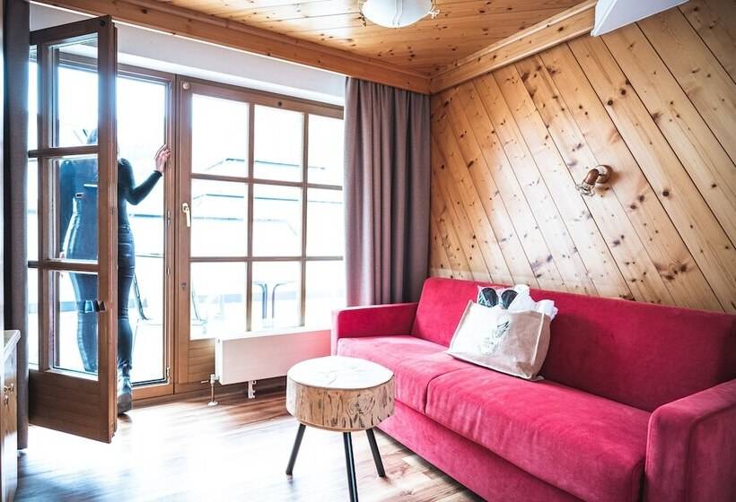 اتاق استاندارد با چشمانداز کوهستان, Das Falkenstein