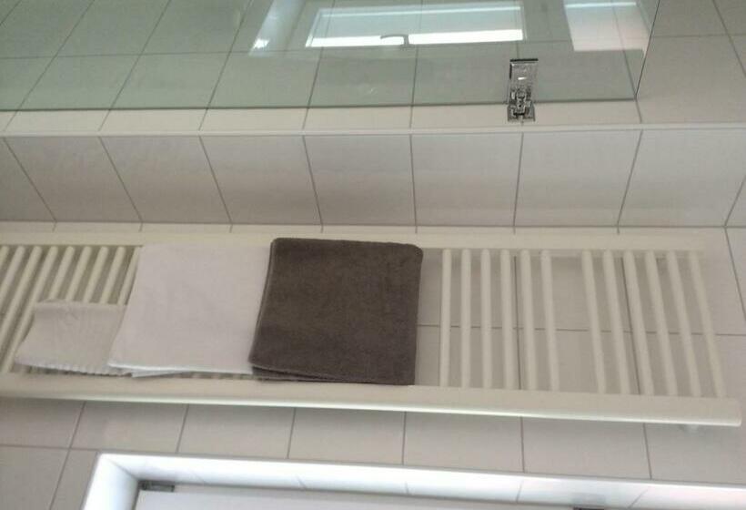 غرفة قياسية فردية, Gasthof Hotel Bauer