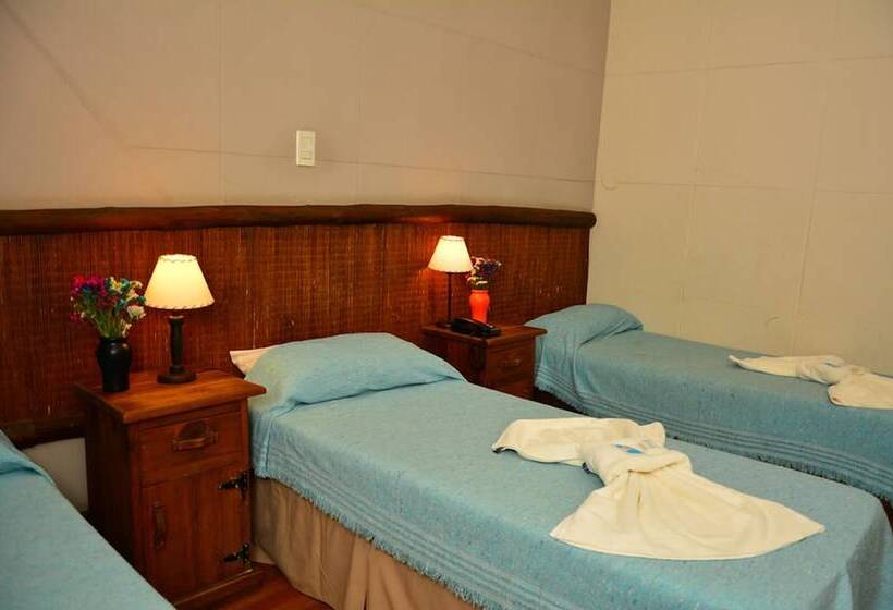 4인용 스탠다드 룸, La Giralda