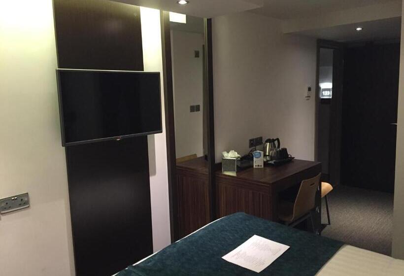 Номер Стандарт, Maitrise Hotel Maida Vale   London