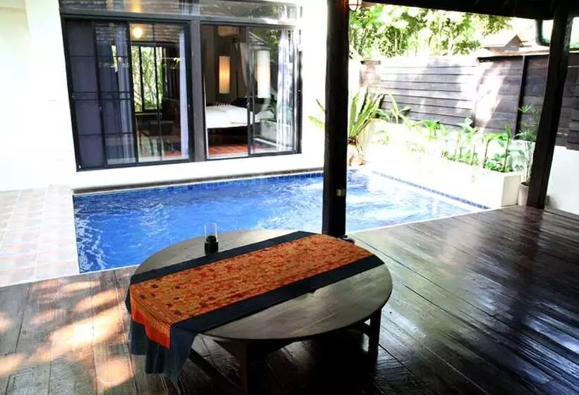 ویلای یک اتاق خوابه با استخر شنا, Narittaya Resort And Spa