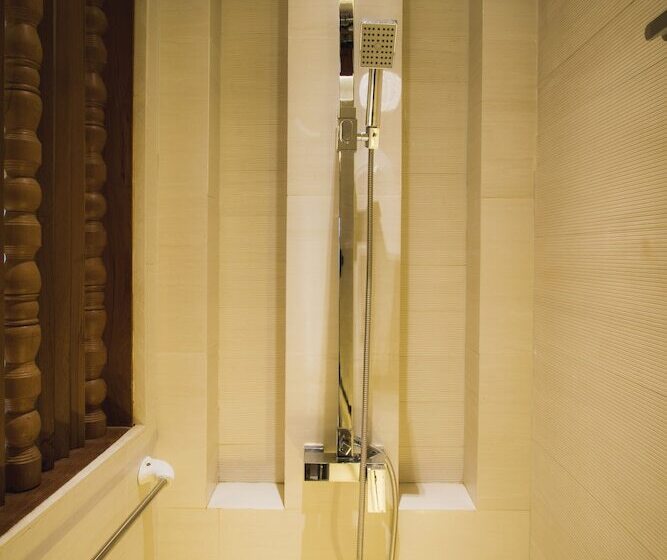 سوئیت پریمیوم, Rupar Mandalar Resort