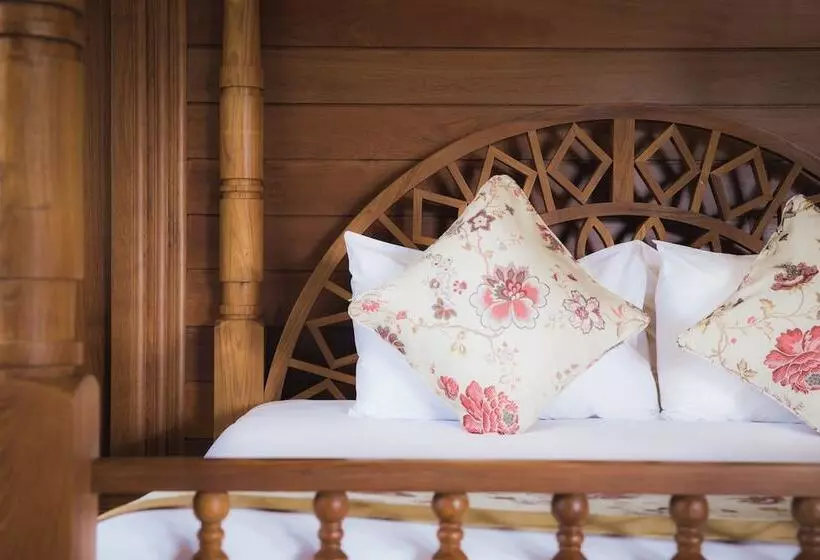 سوئیت پریمیوم, Rupar Mandalar Resort