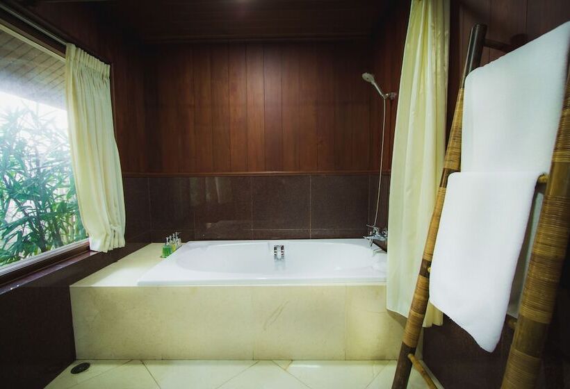 سوییت جونیور, Rupar Mandalar Resort