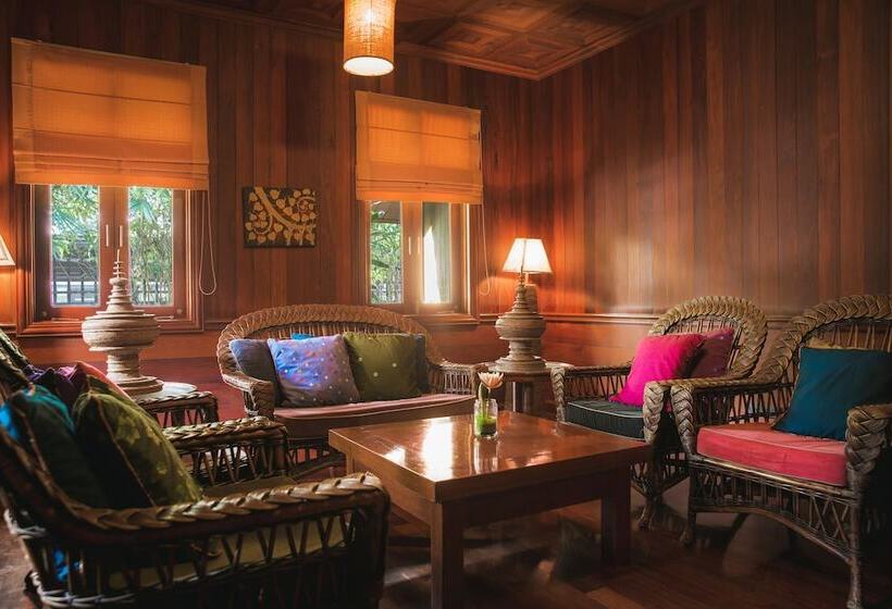 سوییت جونیور, Rupar Mandalar Resort