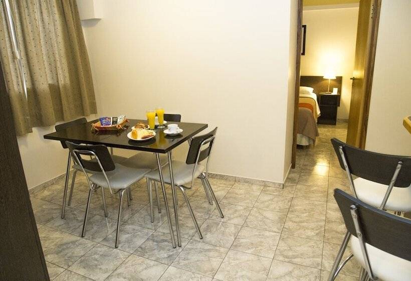 غرفة تنفيذية, Vecchia Terra Apart