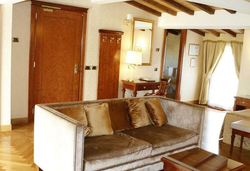 جناح, Villa Pinciana