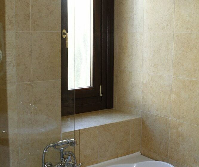 جناح, Villa Pinciana