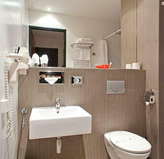 Quarto Estandar Individual, Purpur