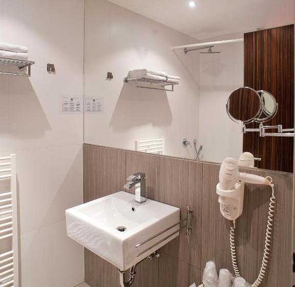 Quarto Estandar, Purpur