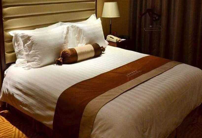 디럭스 스위트, Paradise Jinjiang