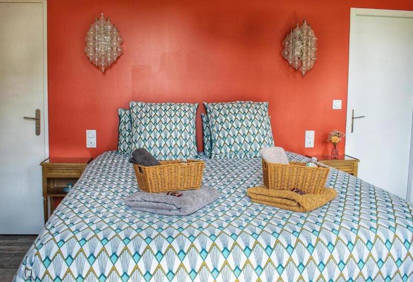 Номер Superior, Les Volets Violets