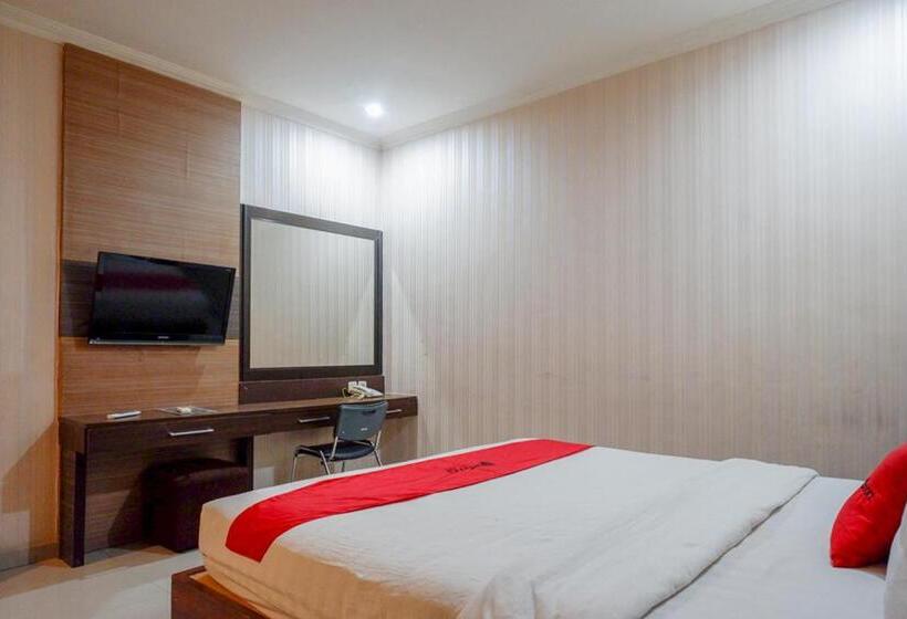 スタンダードルーム, Reddoorz Plus @ Grand Pacifik Hotel Makassar