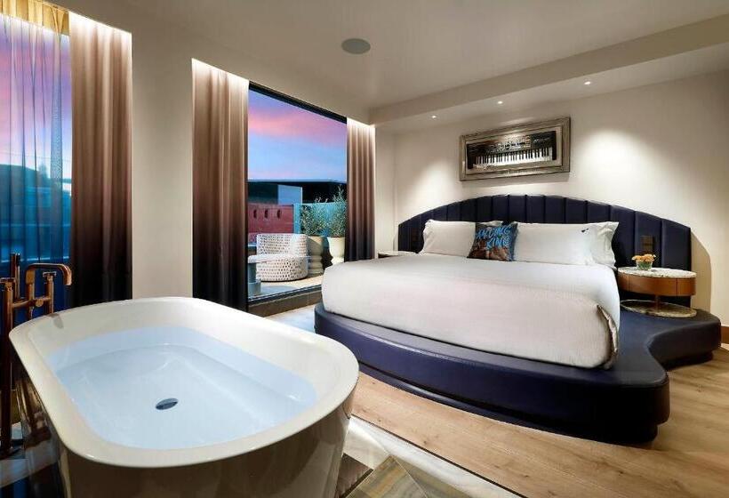 Suite with Terrace, Hard Rock Hotel Madrid