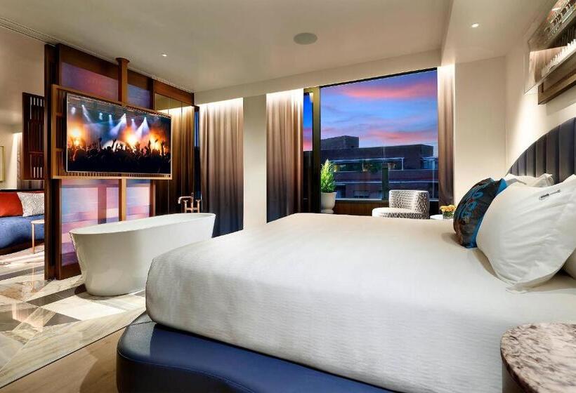 Suite with Terrace, Hard Rock Hotel Madrid
