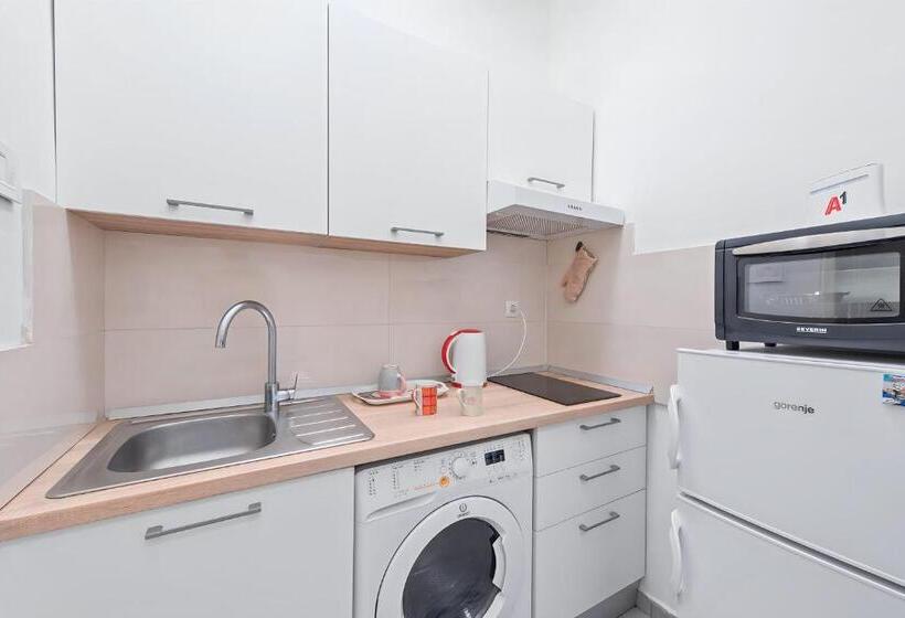 스탠다드 싱글 룸, Little Flower In City Center