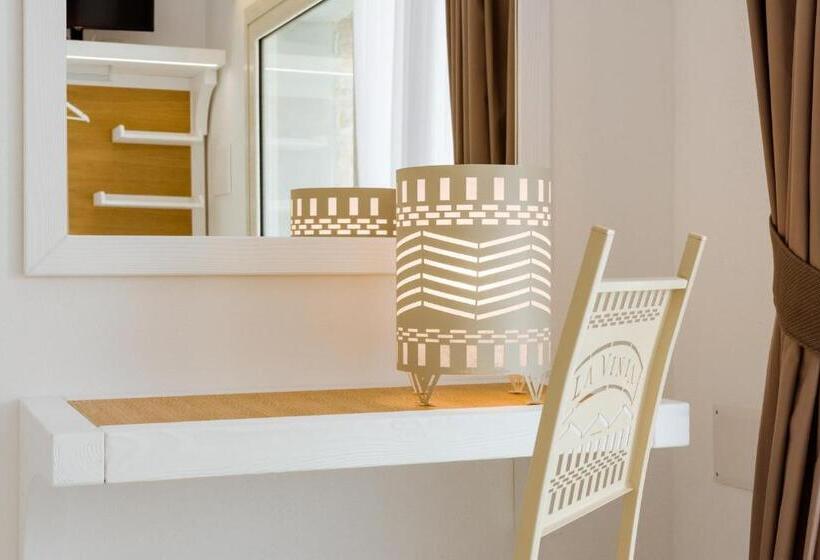 스탠다드 룸 킹사이즈 침대, La Vinia Bed&wine Experience   Adults Only