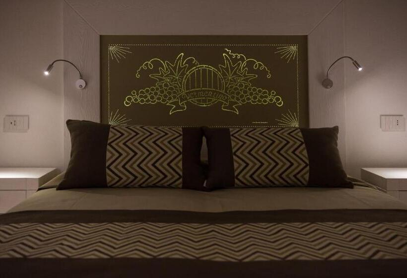 스탠다드 룸 킹사이즈 침대, La Vinia Bed&wine Experience   Adults Only