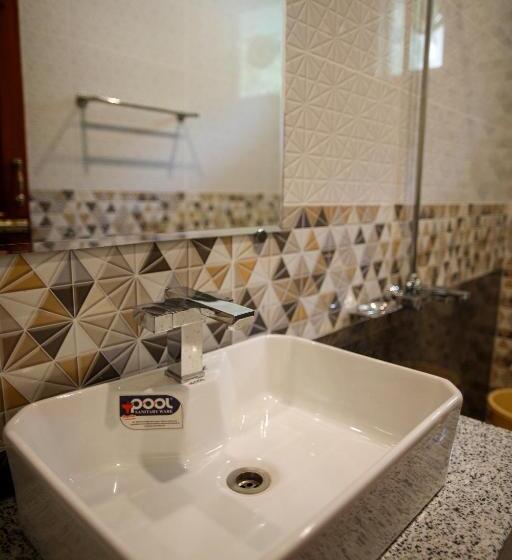 اتاق خانوادگی با چشم‌انداز کوه, H.m.h Lodges & Hotel Resort