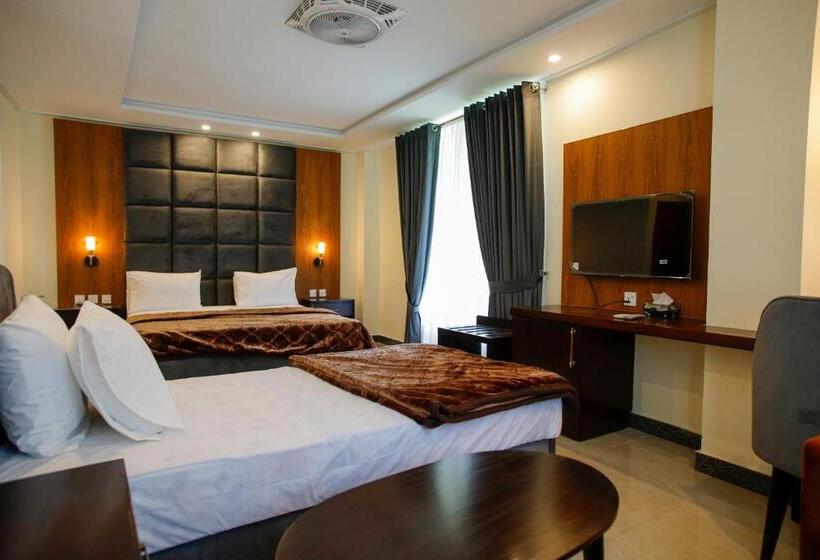 اتاق خانوادگی با چشم‌انداز کوه, H.m.h Lodges & Hotel Resort