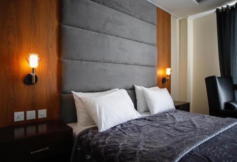 سوئیت 2 خوابه, H.m.h Lodges & Hotel Resort