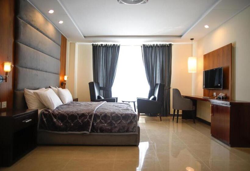 سوئیت 2 خوابه, H.m.h Lodges & Hotel Resort