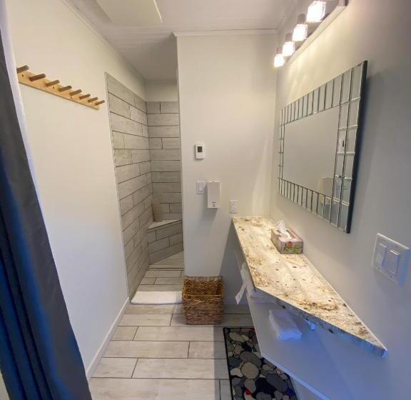 带大床的套房, The Rooms At Woody Point