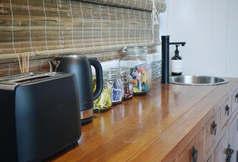 סטודיו סטנדרט עם מרפסת, Palmyra B&b