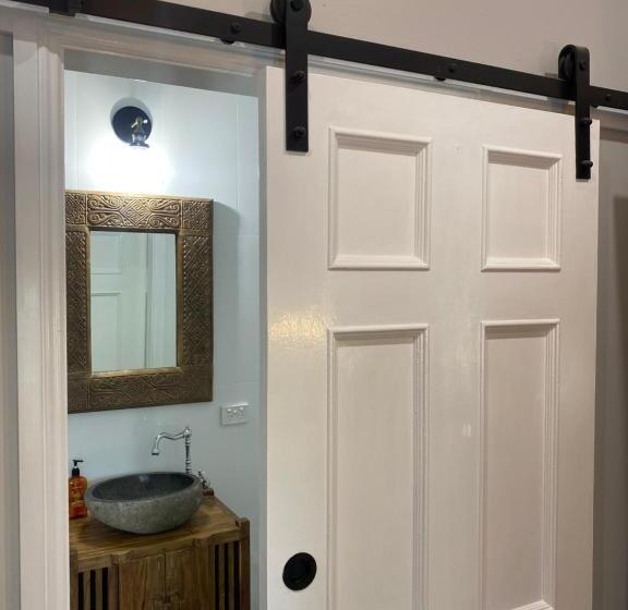 חדר דלוקס, Palmyra B&b