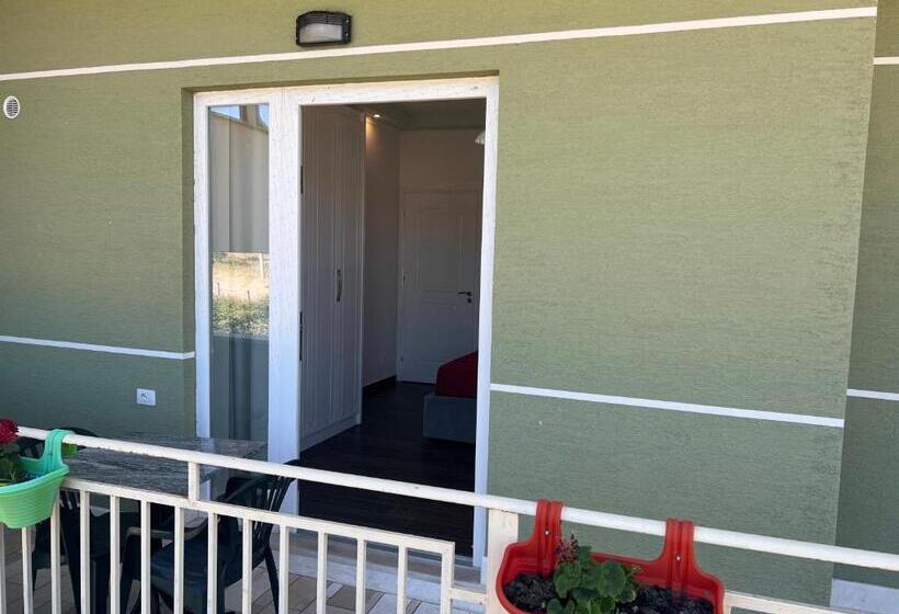 اتاق استاندارد با چشمانداز کوهستان, Adriatik Guesthouse