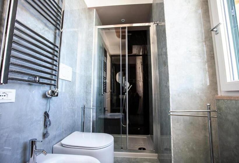 스탠다드 룸, Cavalieri D Oro Luxury House