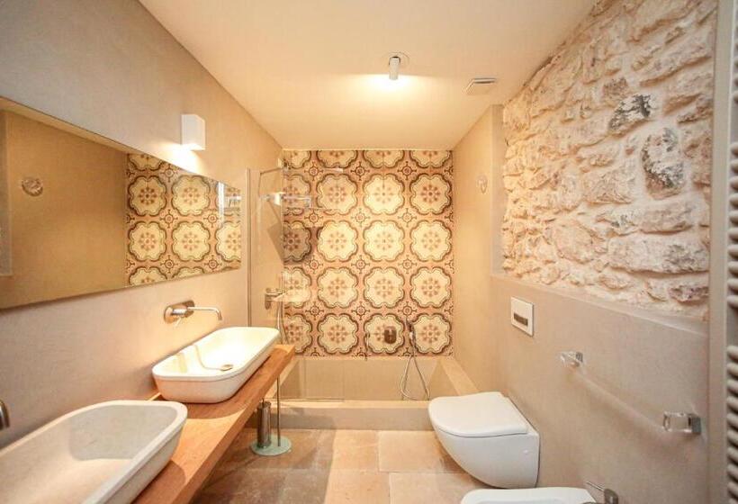 سوییت جونیور, Masseria Francescani