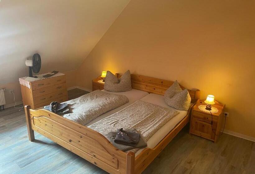 Номер Стандарт, Zum Ewigen Rath