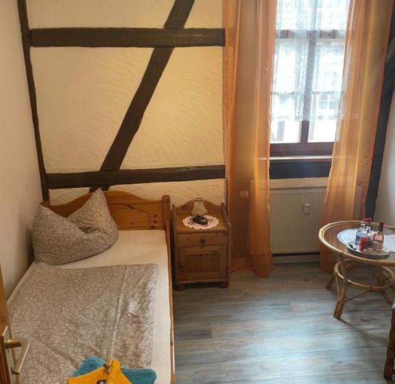 Номер Стандарт Индивидуальный, Zum Ewigen Rath